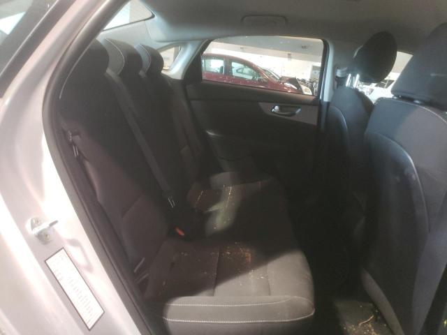 Photo 6 from auction – 2021 KIA FORTE FE with VIN 3KPF24AD2ME347209
