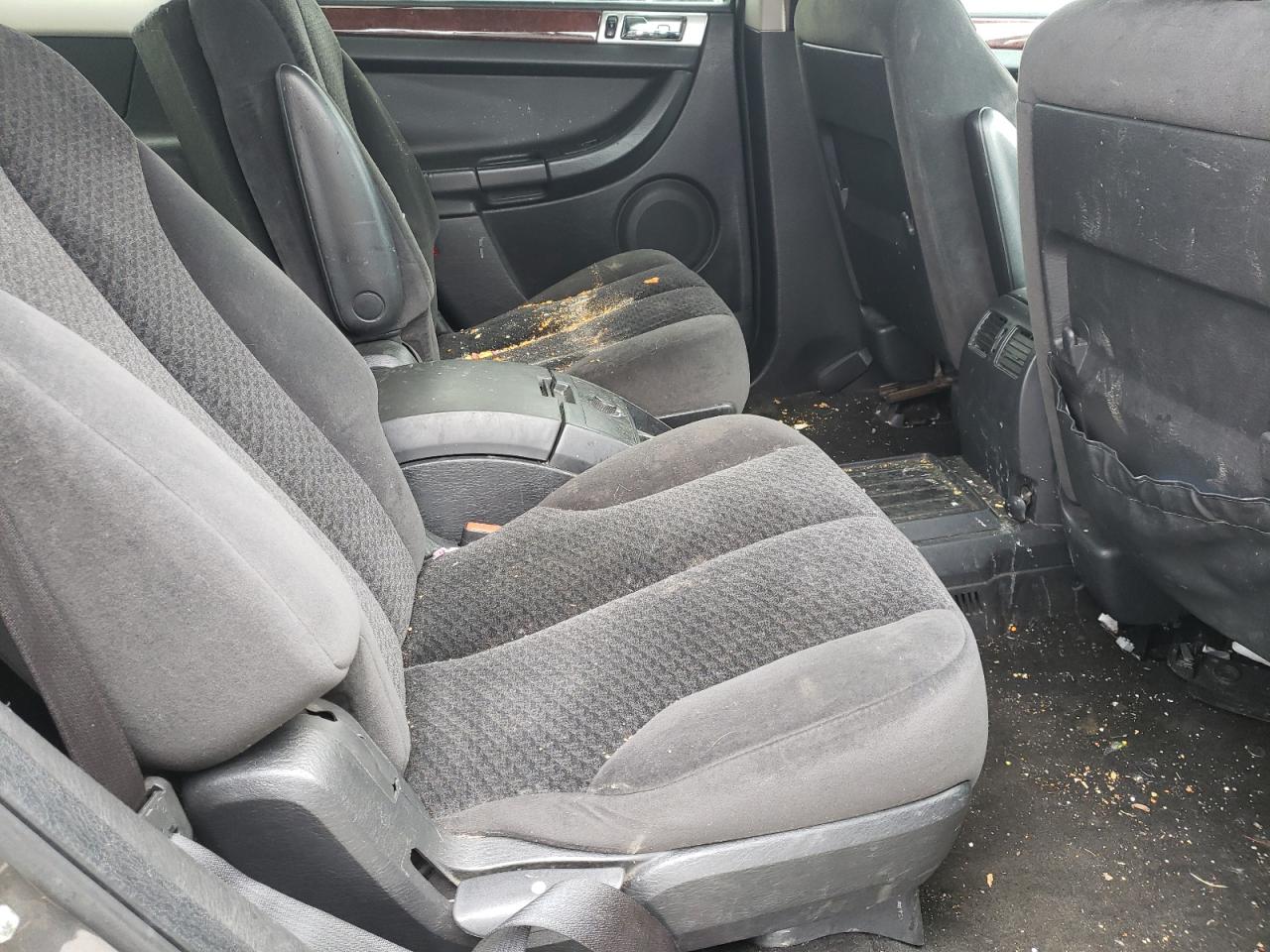 Photo 6 from auction – 2004 CHRYSLER PACIFICA with VIN 2C4GM68404R551215