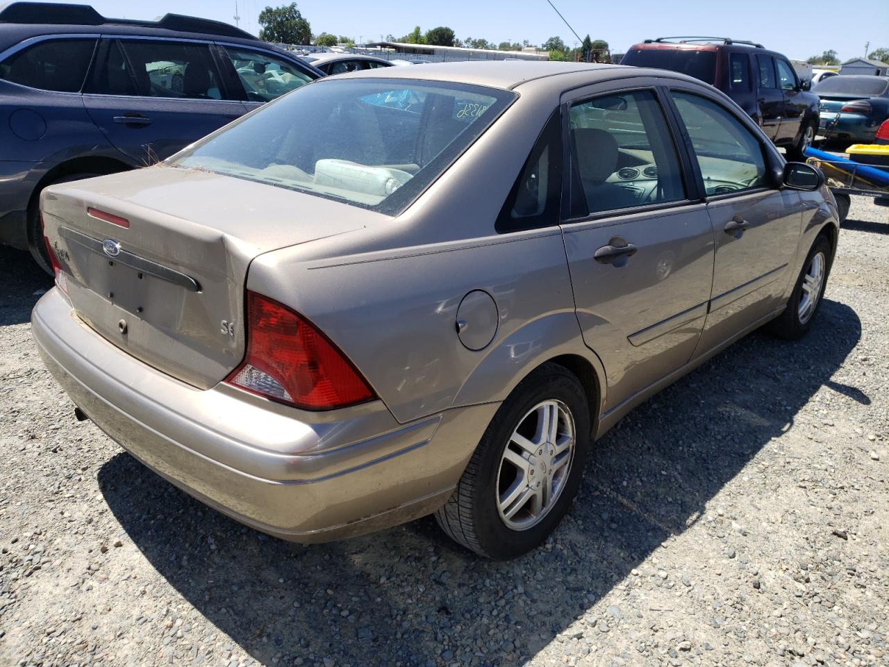 Photo 4 from auction – 2003 FORD FOCUS with VIN 1FAFP34Z93W224598