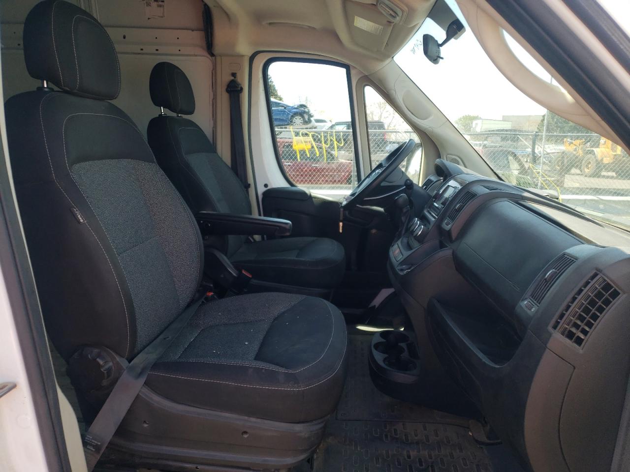 Photo 5 from auction – 2020 RAM PROMASTER with VIN 3C6TRVBG2LE103420