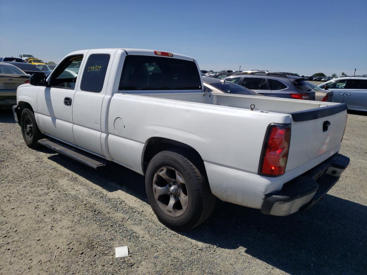 Photo 3 from auction – 2006 CHEVROLET SILVERADO with VIN 1GCEC19XX6Z234248