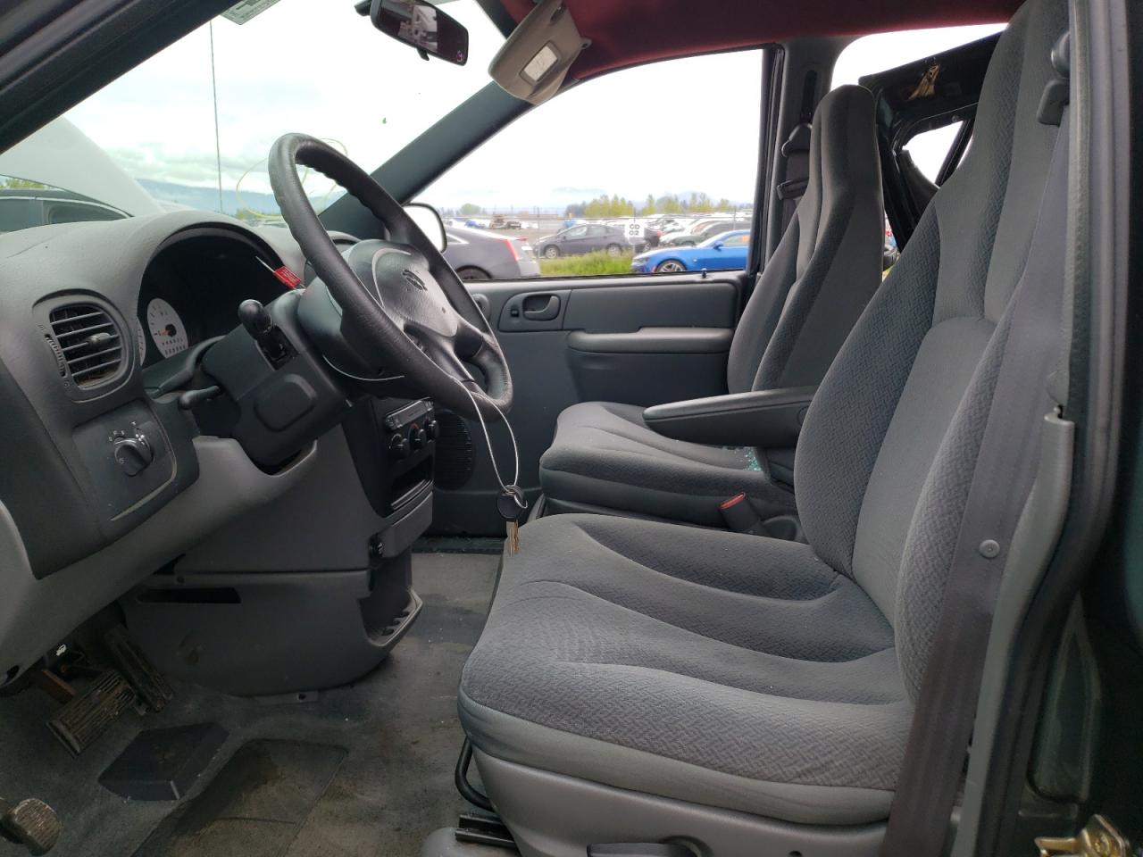 Photo 5 from auction – 2004 DODGE CARAVAN SE with VIN 1D4GP25B34B543680