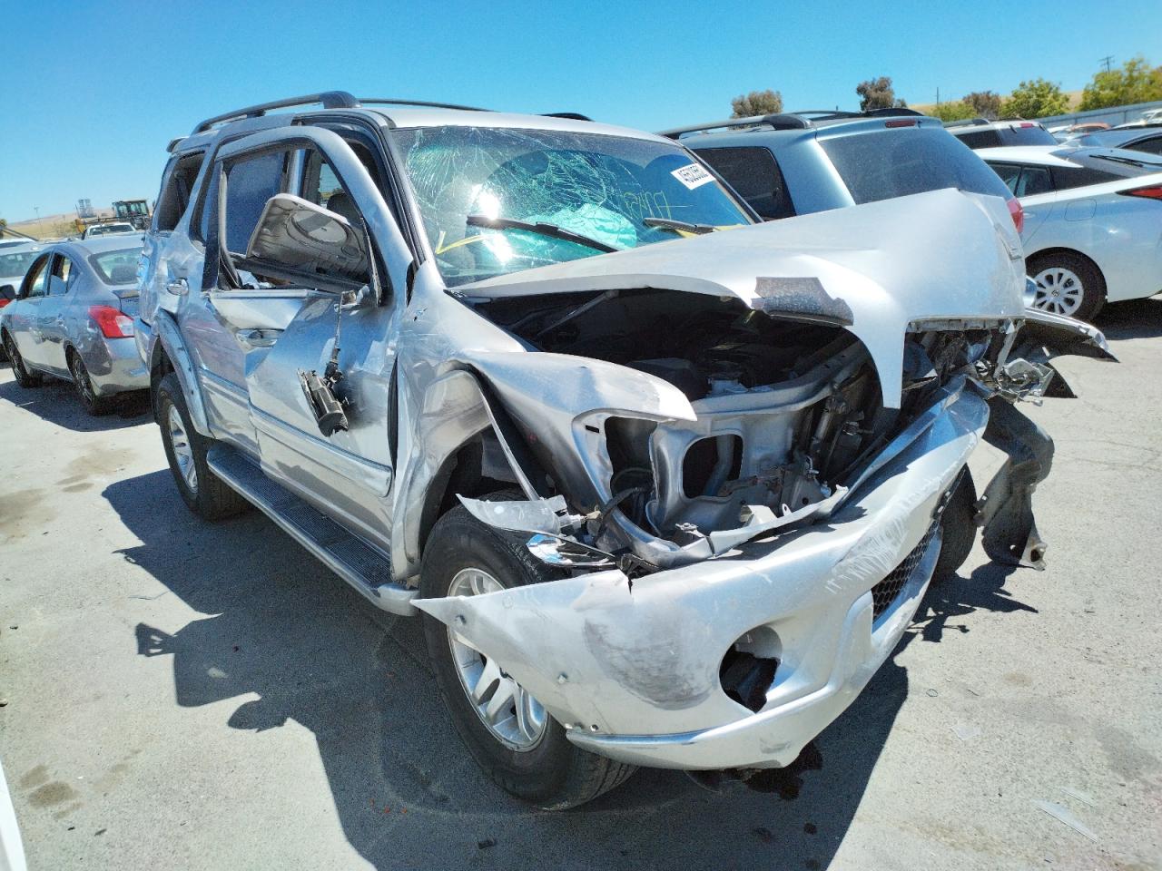 TOYOTA SEQUOIA LI 2001 with VIN 5TDBT48A61S039372 - Photo from auction