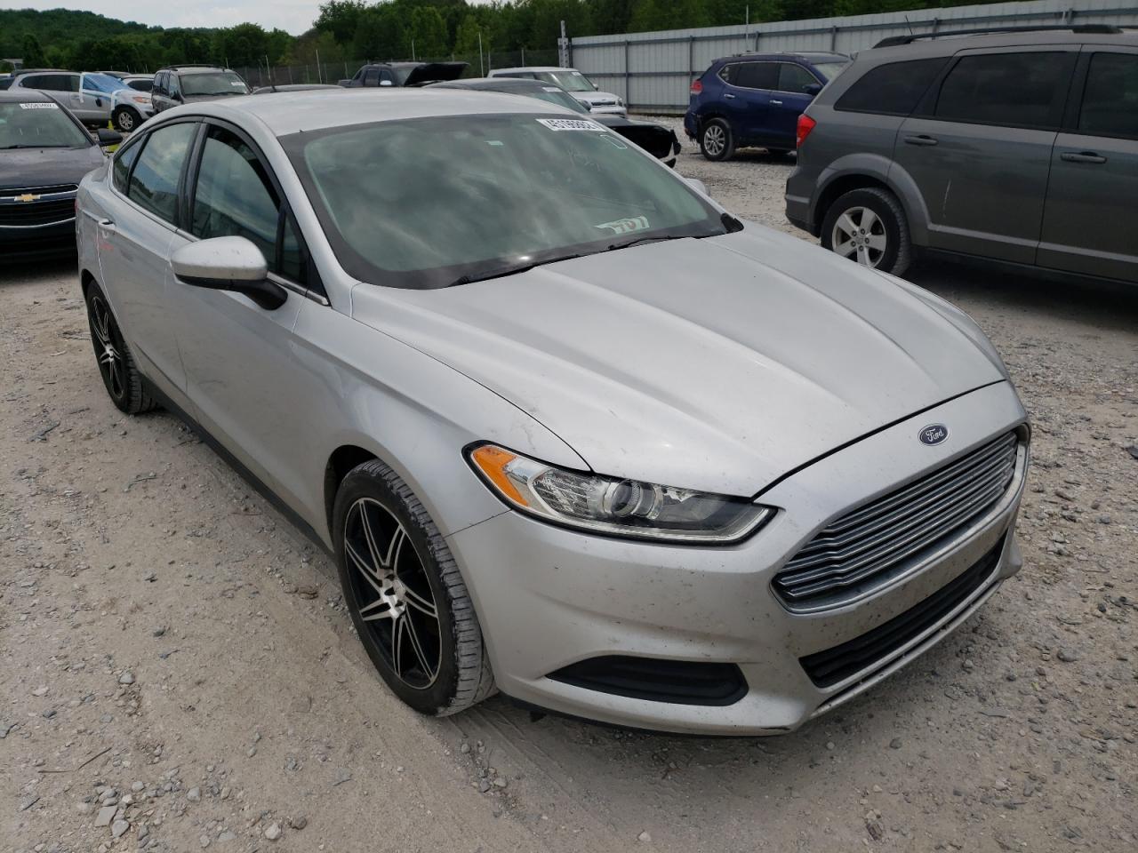 FORD FUSION S 2014 with VIN 1FA6P0G72E5376353 - Photo from auction