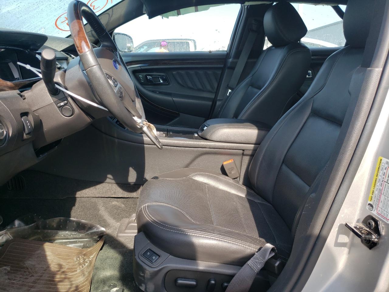Фото 5 с аукциона – 2013 FORD TAURUS LIM с VIN 1FAHP2F88DG183612