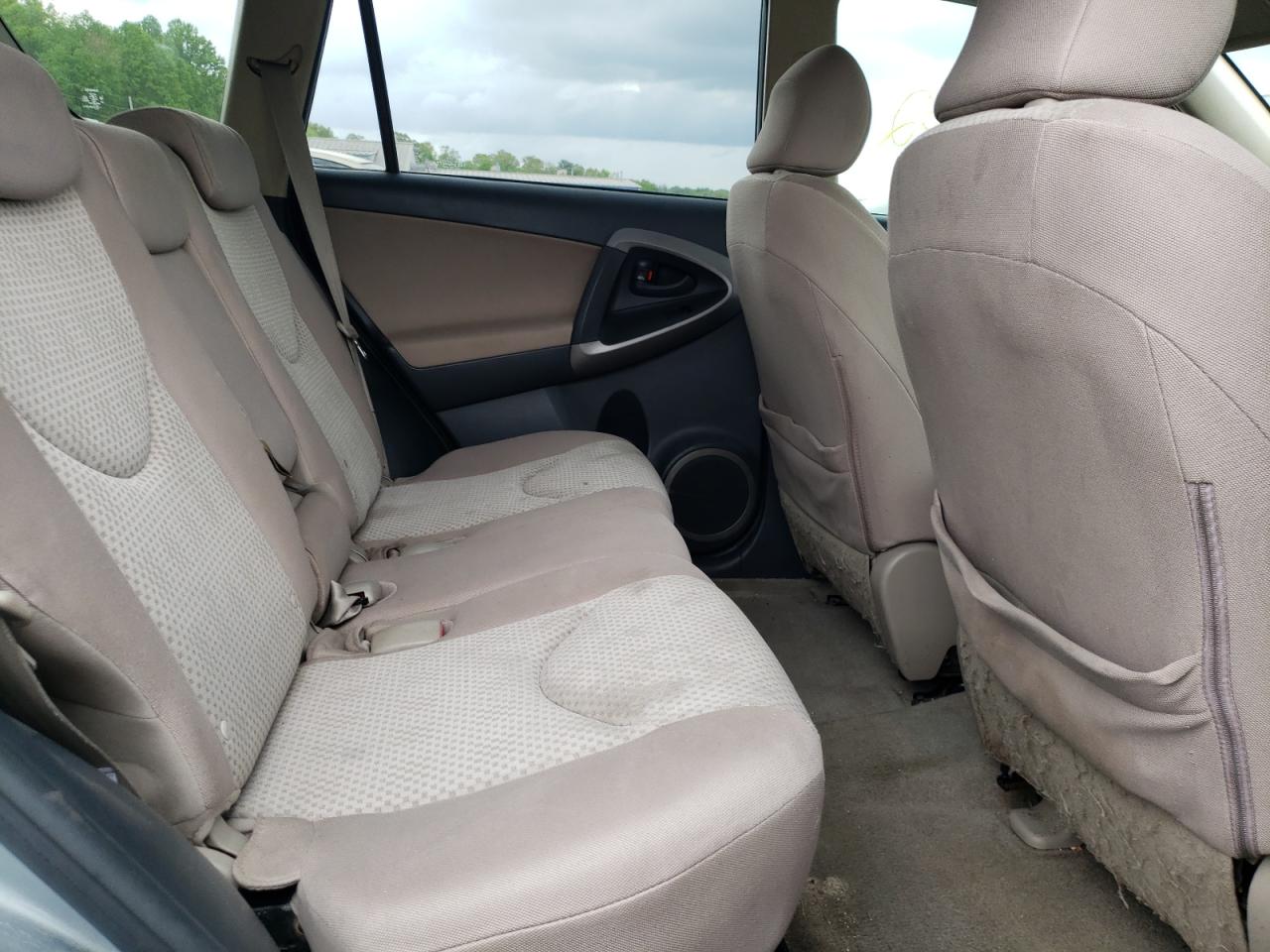 Photo 6 from auction – 2008 TOYOTA RAV4 with VIN JTMBD33V185177550