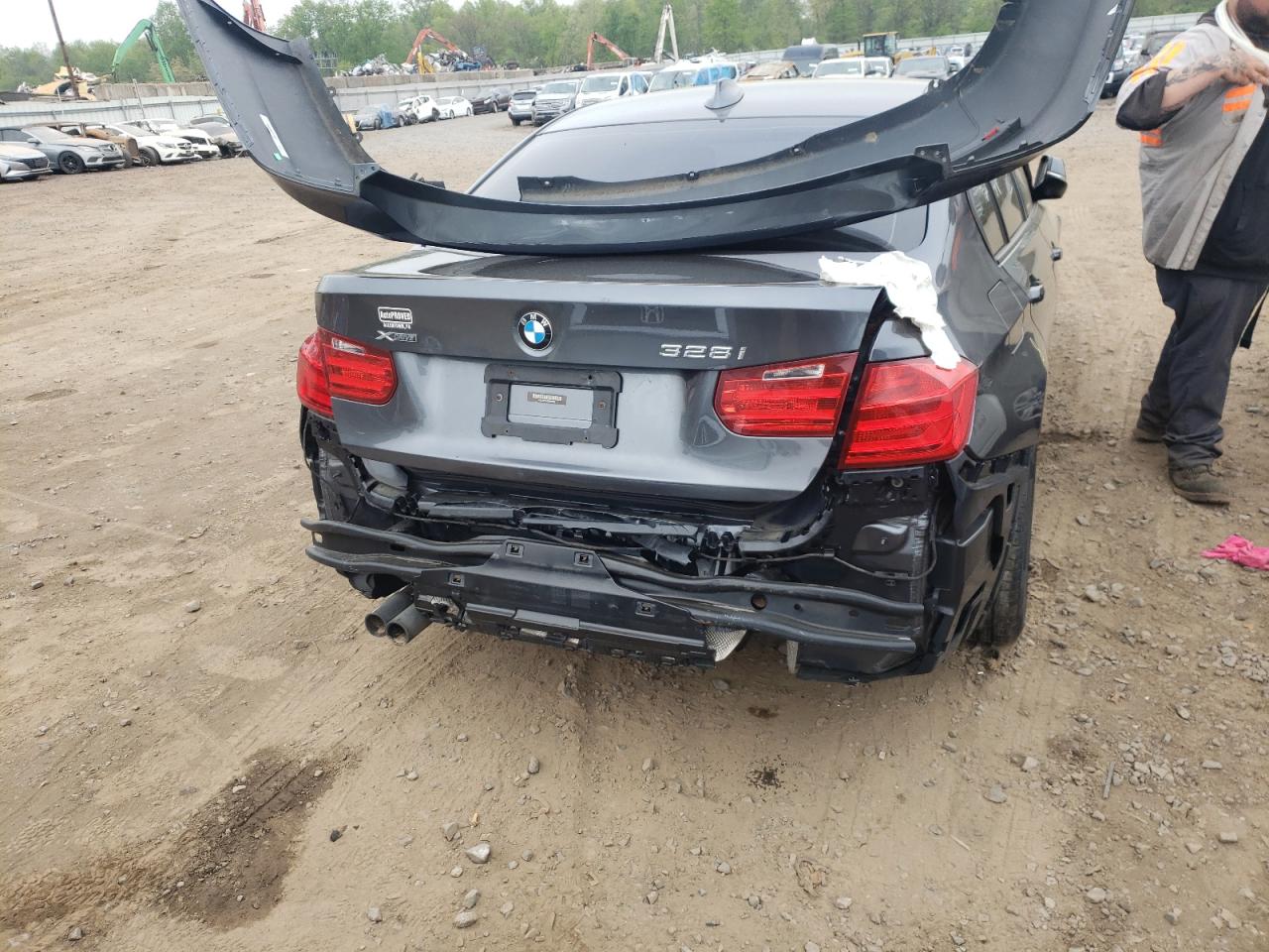 Photo 9 from auction – 2014 BMW 328 XI SUL with VIN WBA3B5C55EF959312