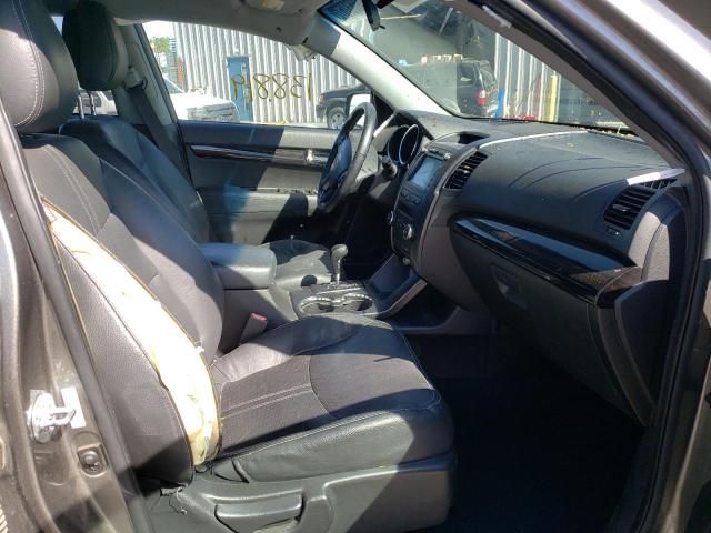 Photo 5 from auction – 2011 KIA SORENTO EX with VIN 5XYKU4A10BG018331