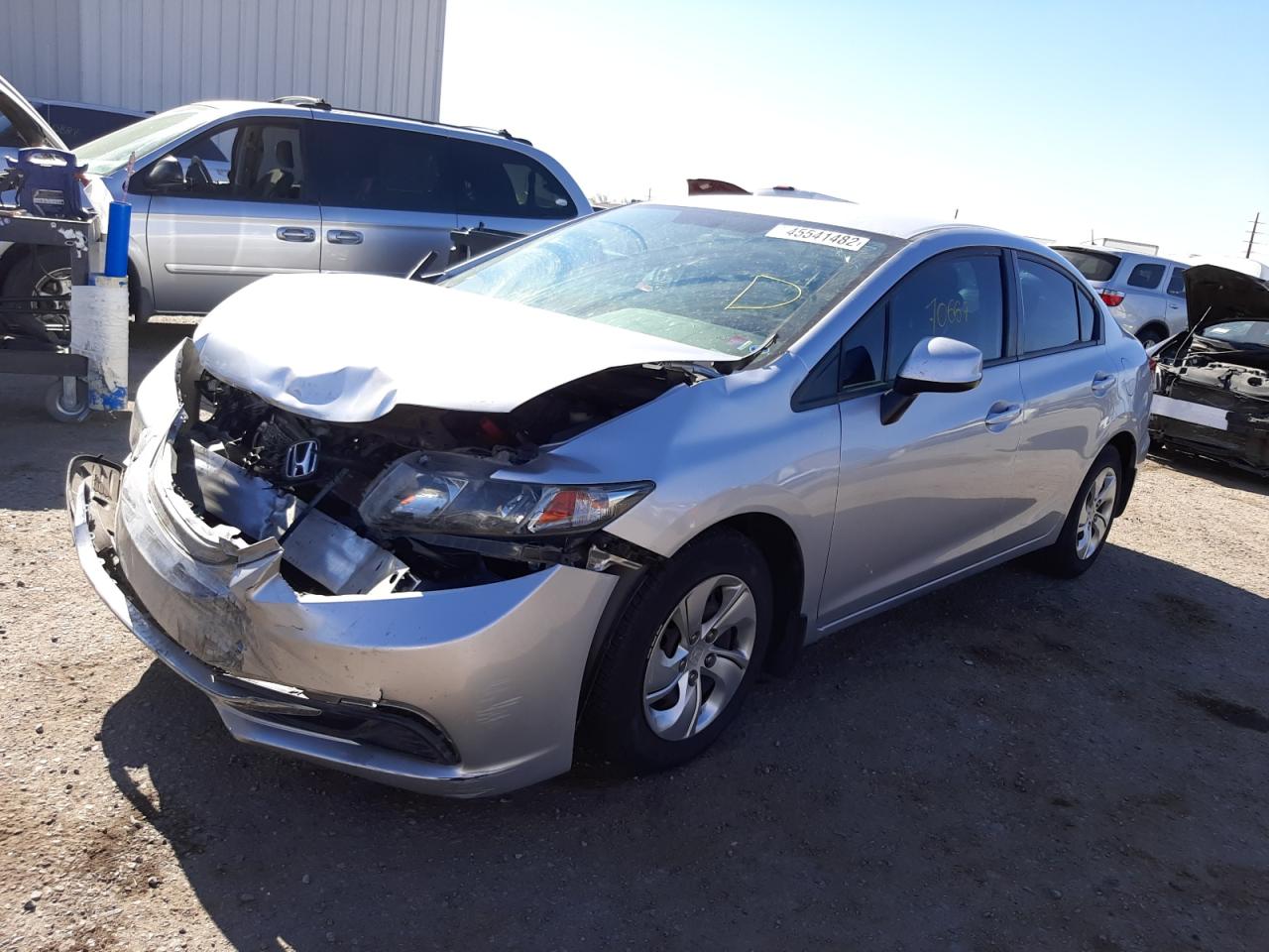 Photo 2 from auction – 2013 HONDA CIVIC LX with VIN 19XFB2E5XDE036148