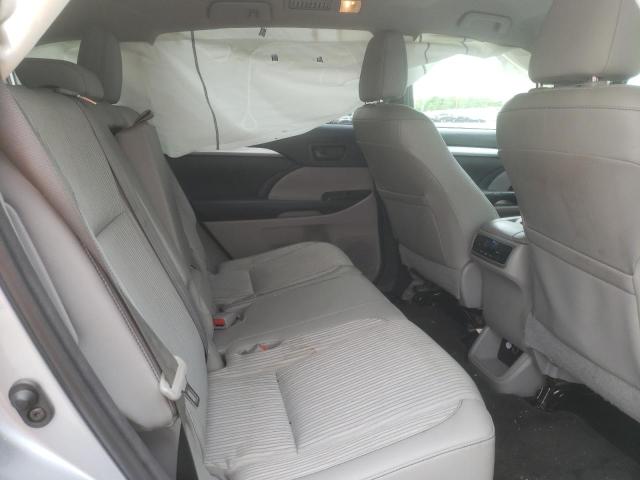 Photo 6 from auction – 2014 TOYOTA HIGHLANDER with VIN 5TDBKRFH9ES018327