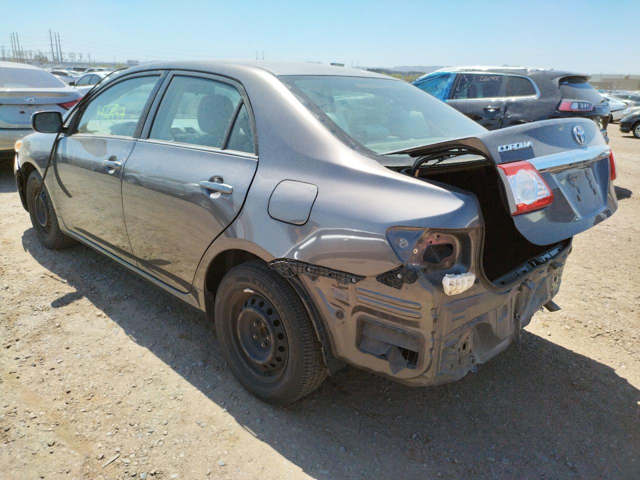 Zdjęcie 3 z aukcji – 2011 TOYOTA COROLLA BA z VIN JTDBU4EE4BJ104058