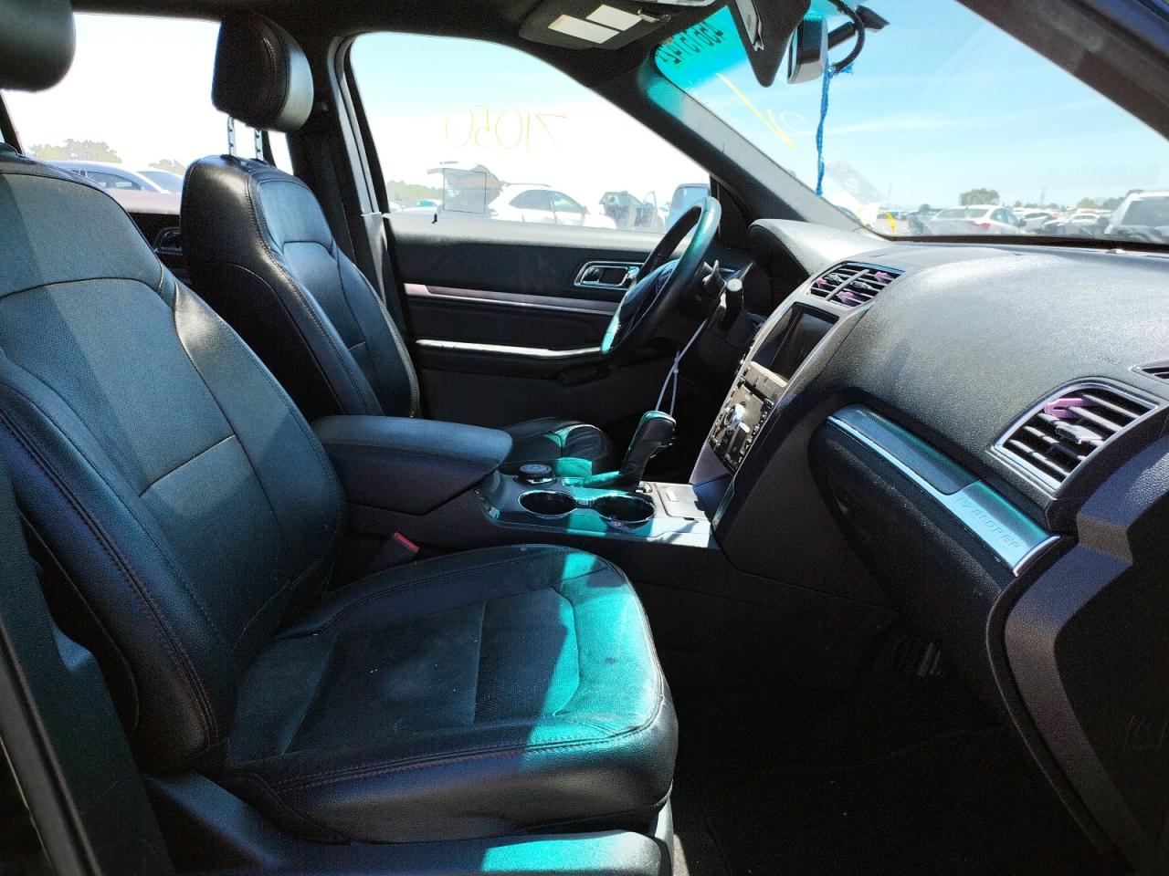 Photo 5 from auction – 2016 FORD EXPLORER S with VIN 1FM5K8GTXGGC14389