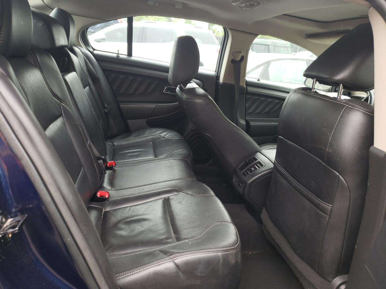 Photo 6 from auction – 2011 FORD TAURUS SEL with VIN 1FAHP2EW8BG101262