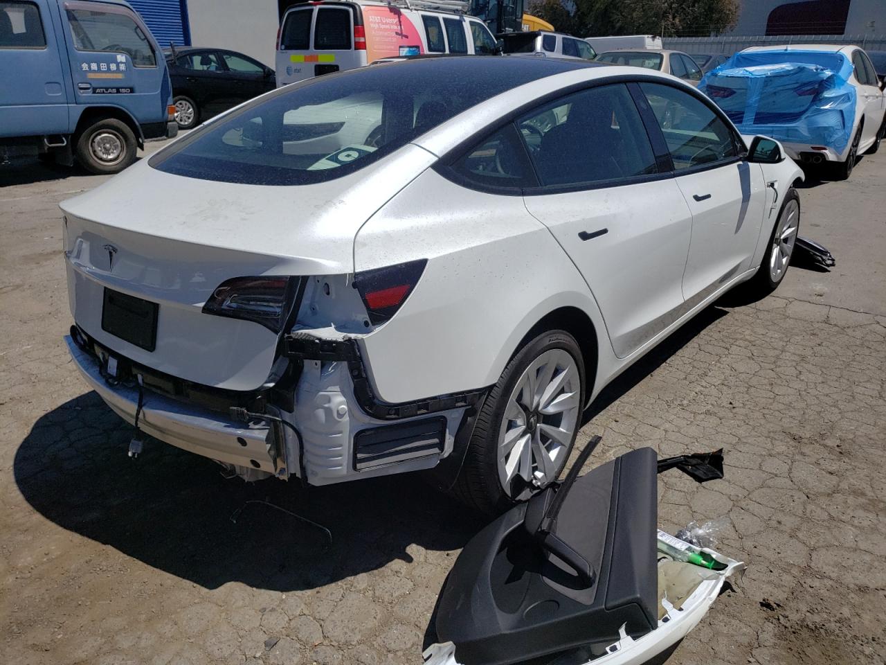 Photo 4 from auction – 2022 TESLA MODEL 3 with VIN 5YJ3E1EA8NF145155