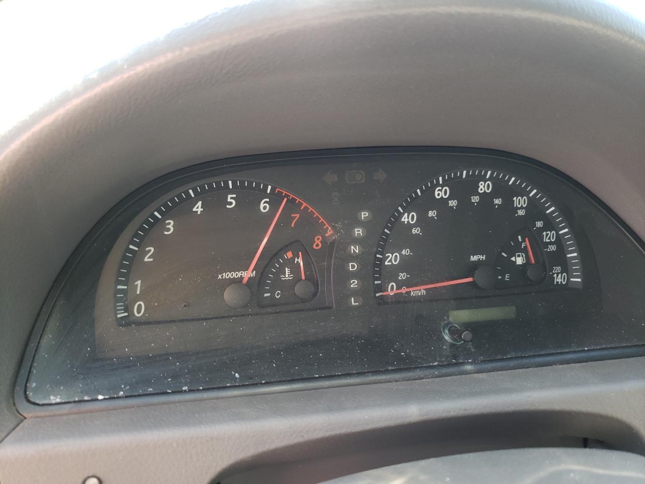 Photo 8 from auction – 2003 TOYOTA CAMRY LE with VIN 4T1BE32K83U698876