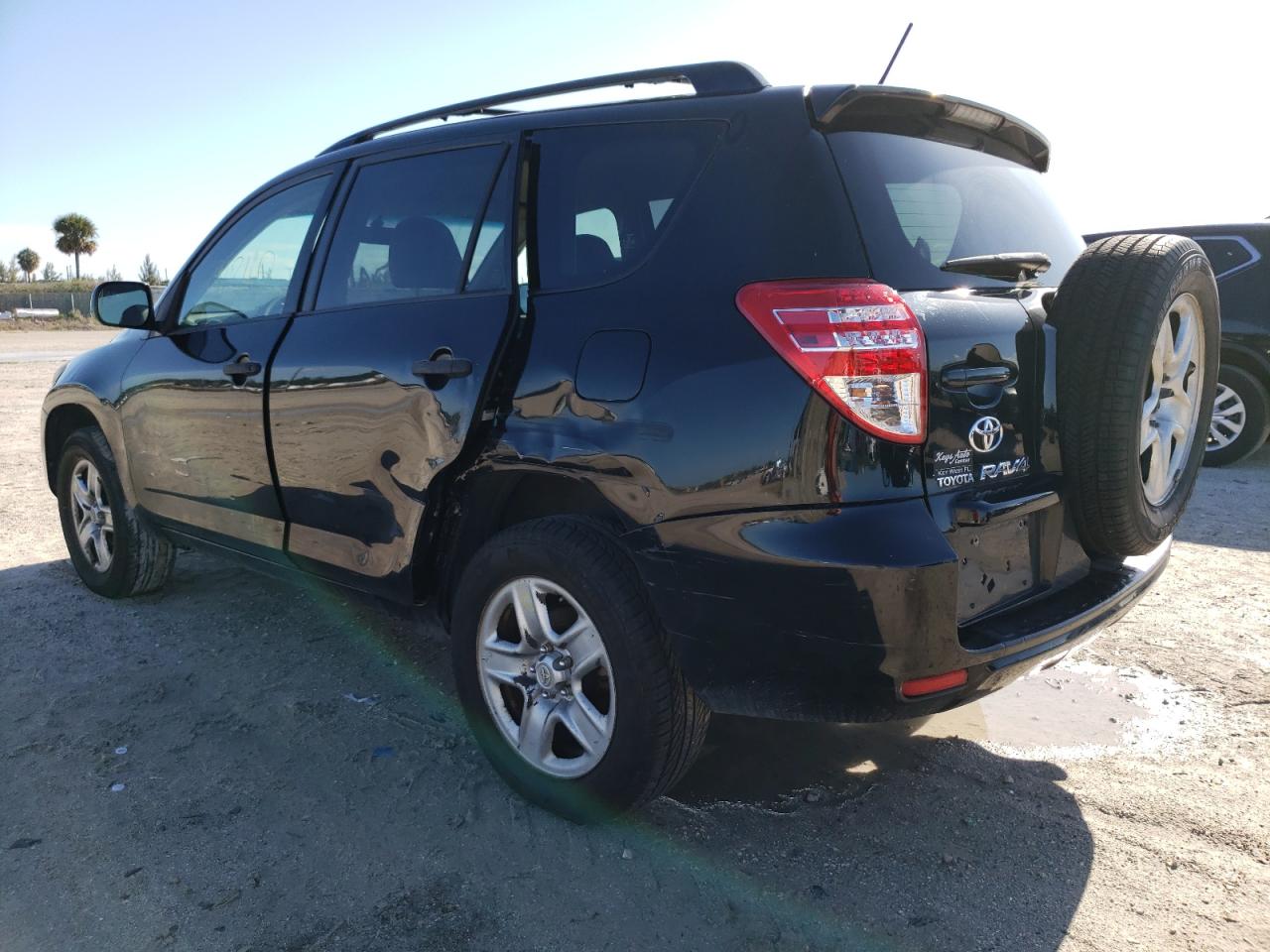 Photo 3 from auction – 2009 TOYOTA RAV4 with VIN JTMZF33V39D009621
