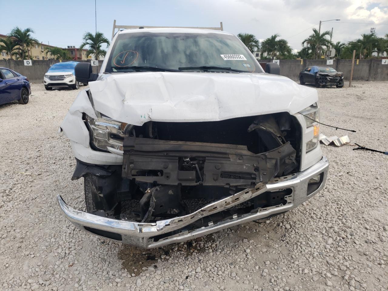 Photo 9 from auction – 2016 FORD F150 with VIN 1FTMF1CF5GKF97134