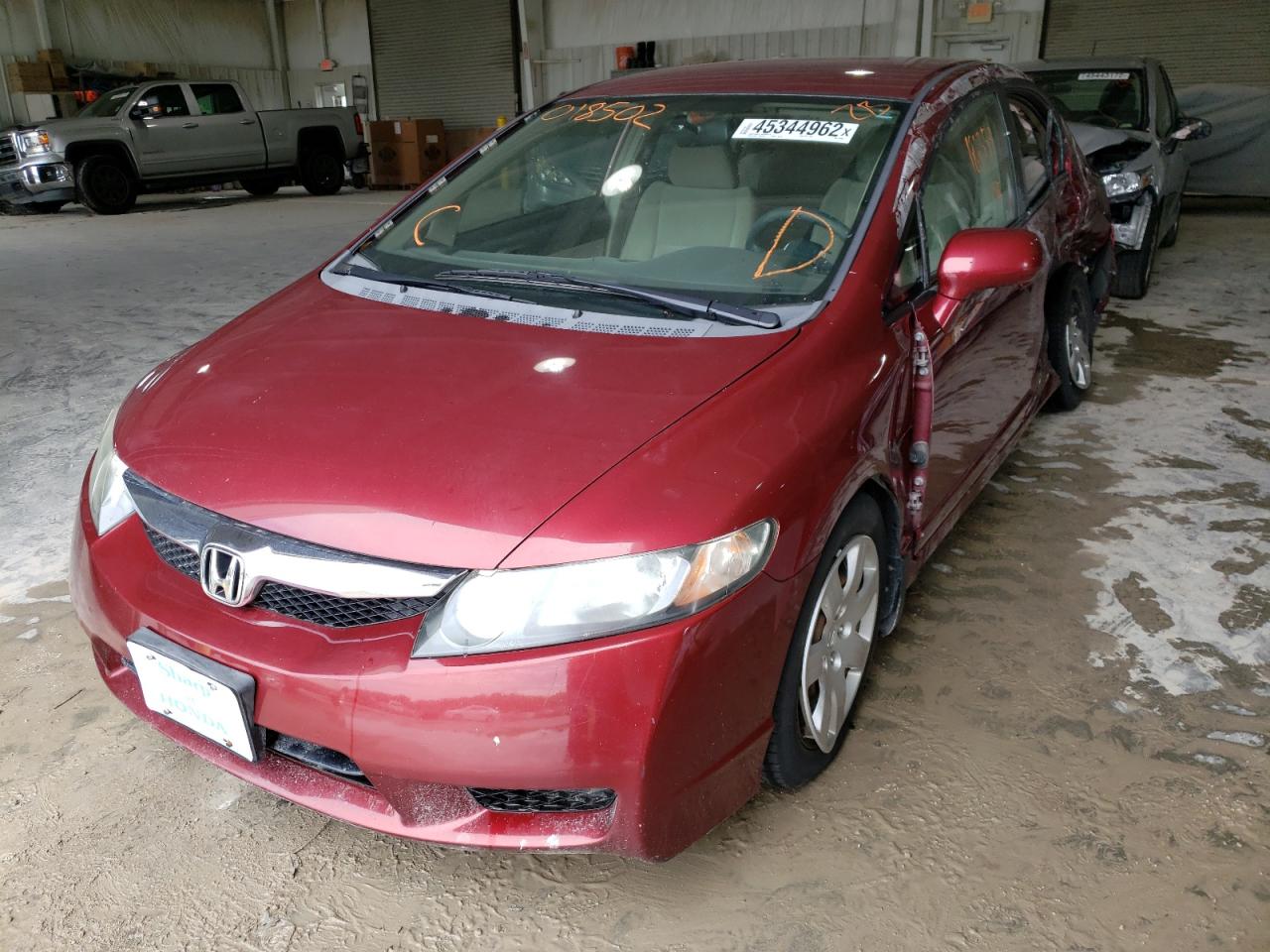 Photo 2 from auction – 2010 HONDA CIVIC LX with VIN 19XFA1F51AE018502