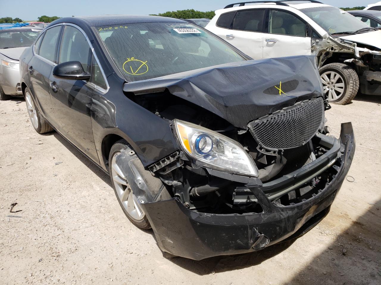 BUICK VERANO 2013 with VIN 1G4PS5SK5D4202296 - Photo from auction