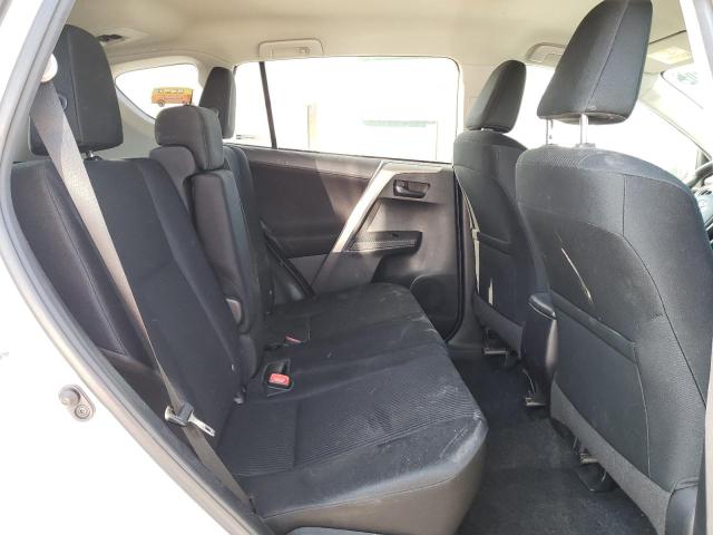 Photo 8 from auction – 2015 TOYOTA RAV4 LE with VIN 2T3BFREV2FW280055