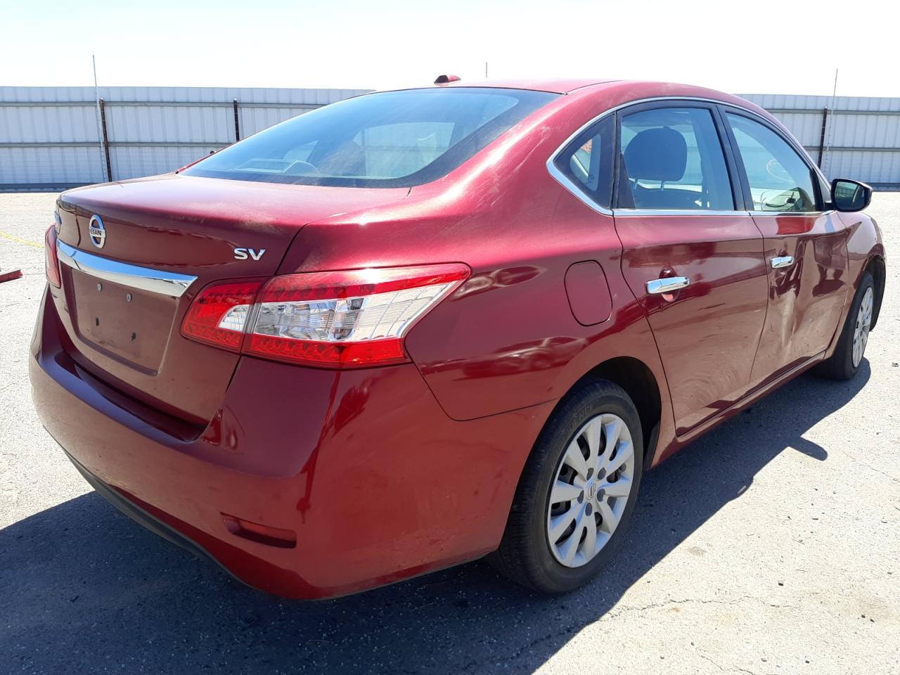Photo 4 from auction – 2015 NISSAN SENTRA S with VIN 3N1AB7AP3FL664147