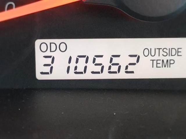 Photo 8 from auction – 2010 TOYOTA CAMRY BASE with VIN 4T1BF3EKXAU511921