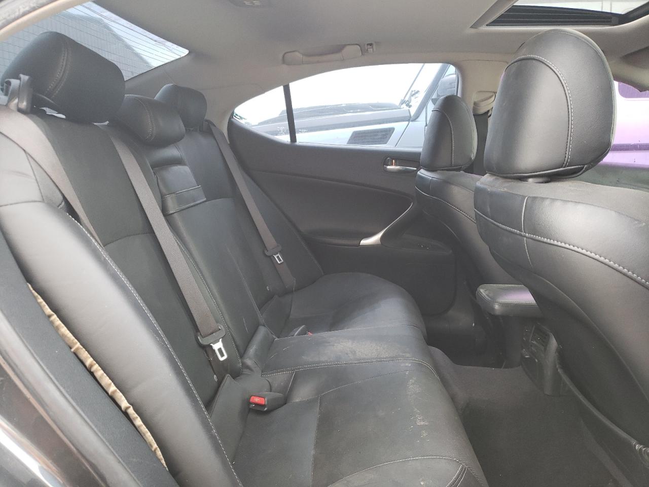 Photo 6 from auction – 2006 LEXUS IS 250 with VIN JTHBK262865001706
