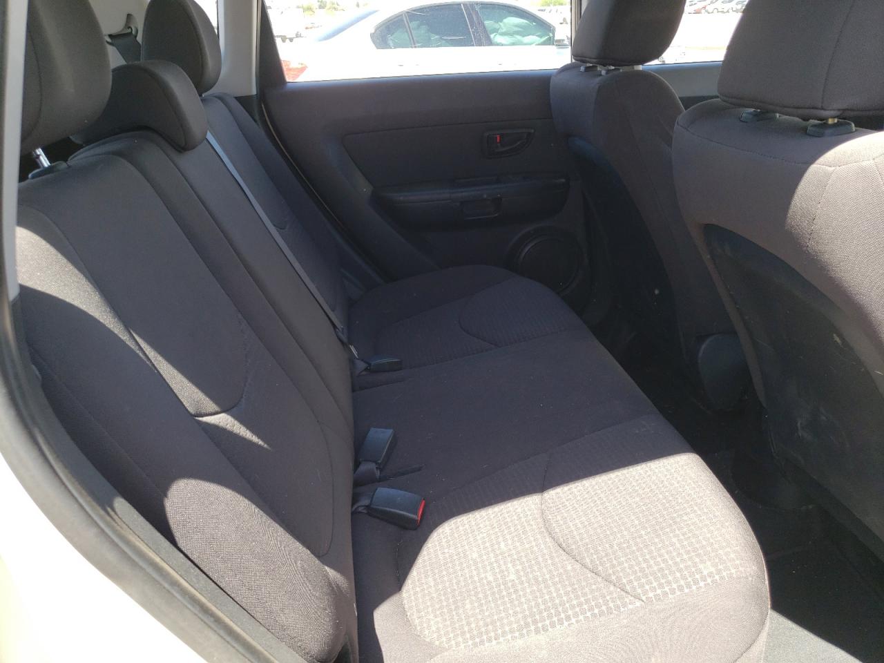Photo 6 from auction – 2012 KIA SOUL with VIN KNDJT2A5XC7399741