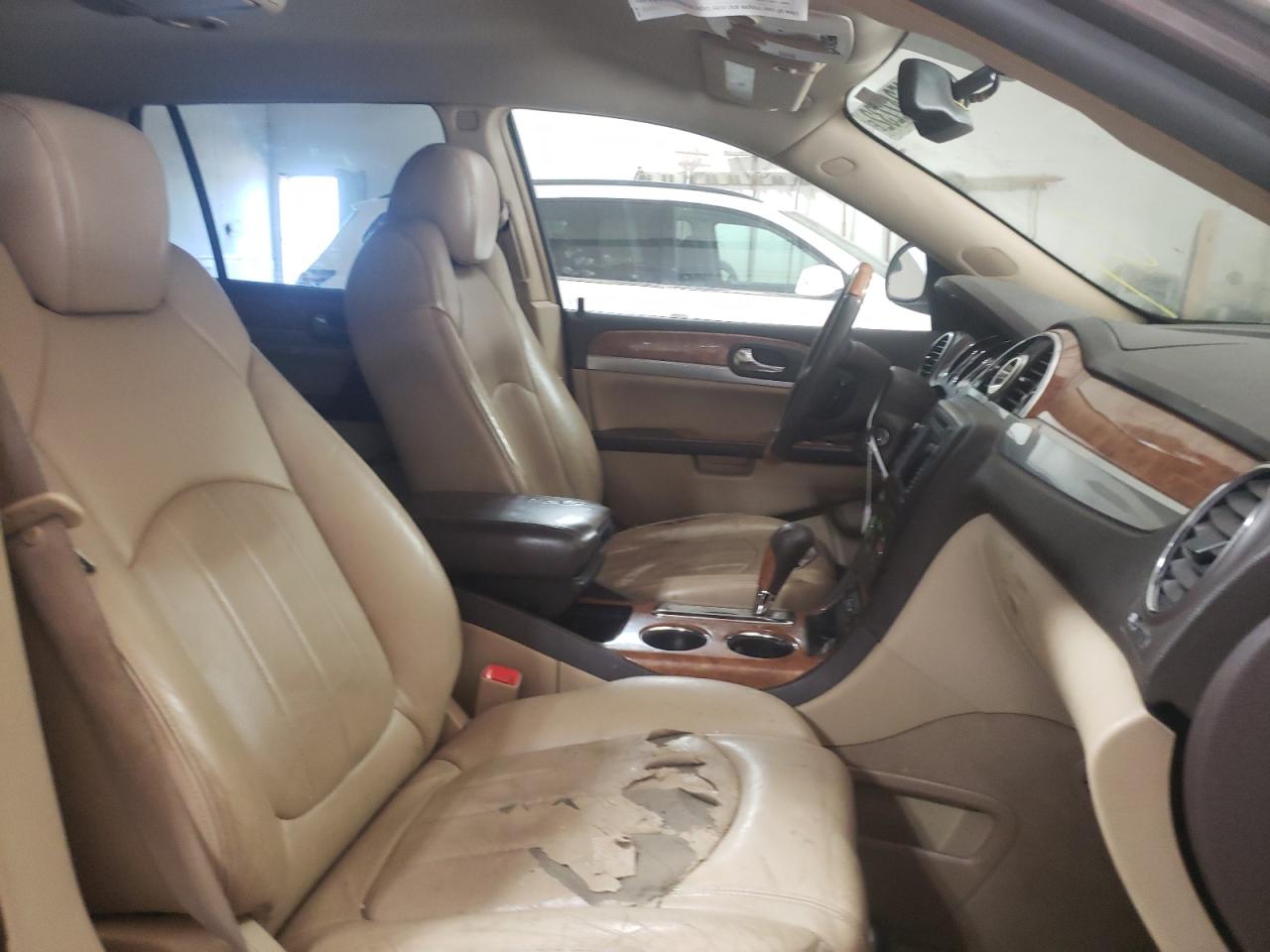Photo 5 from auction – 2008 BUICK ENCLAVE CX with VIN 5GAEV23738J105554