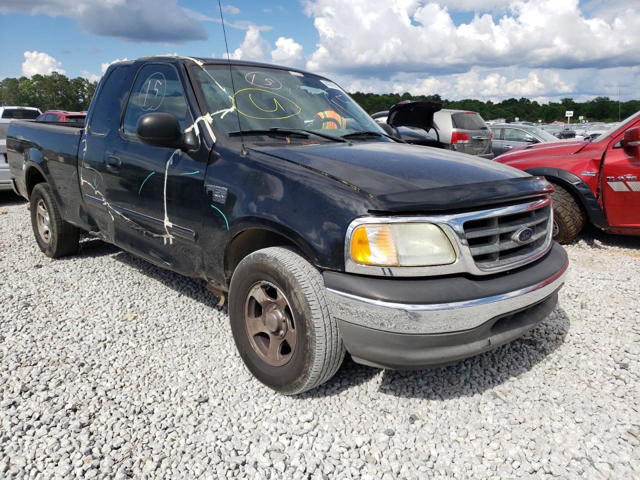 صورة رقم 1 من المزاد - 2003 FORD F150 مع VIN 1FTRX17W03NB41869