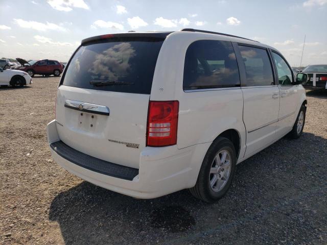 Photo 4 from auction – 2010 CHRYSLER TOWN & COU with VIN 2A4RR5D16AR179711