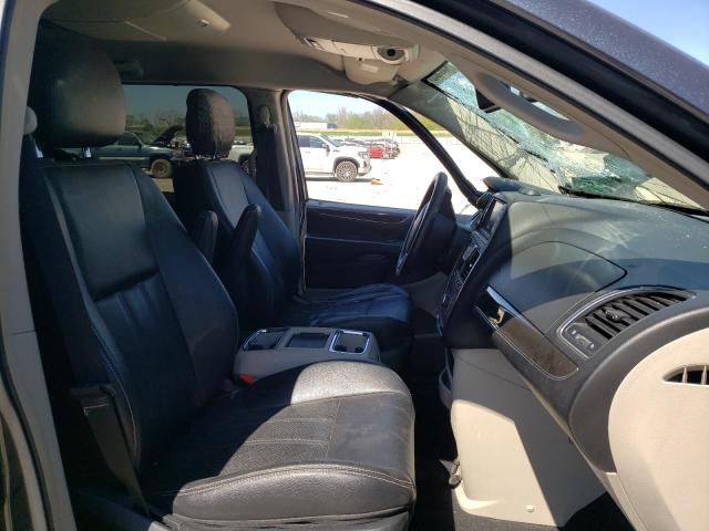 Photo 5 from auction – 2014 CHRYSLER TOWN & COU with VIN 2C4RC1CG1ER329879