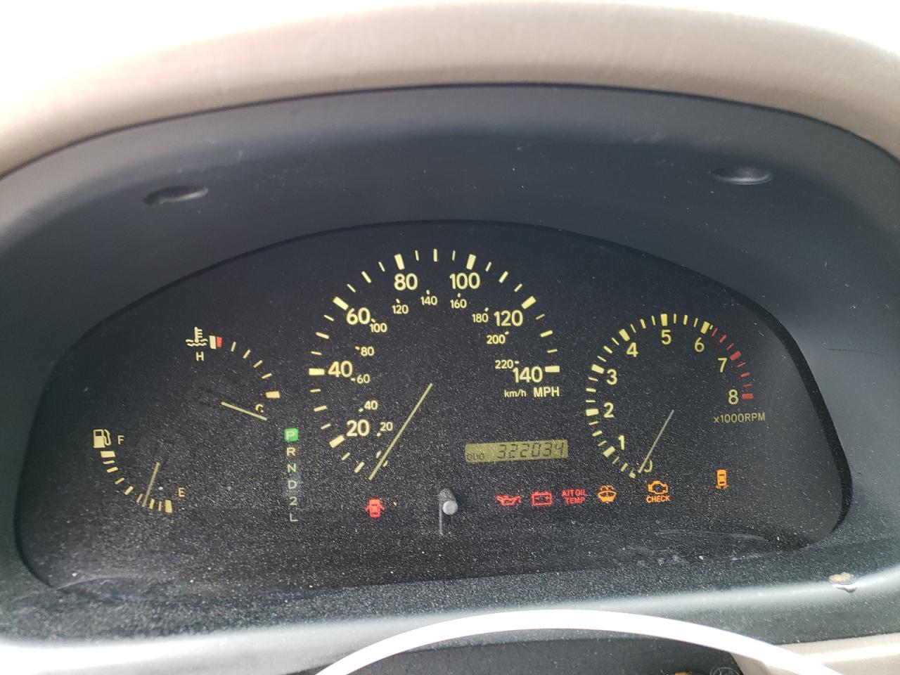 Photo 8 from auction – 2001 LEXUS RX 300 with VIN JTJHF10U510172565