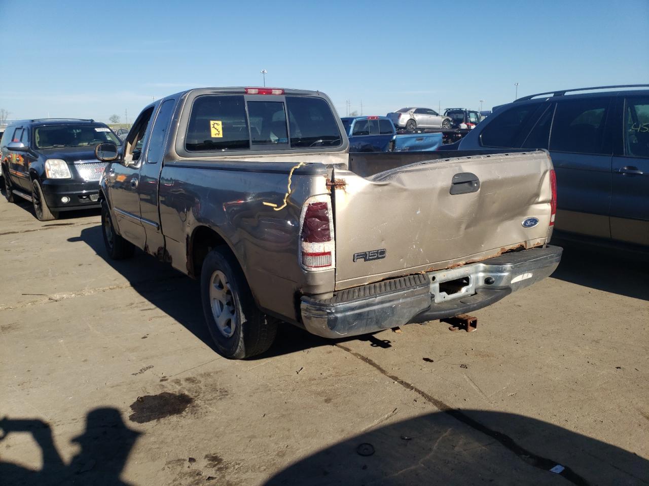 Photo 3 from auction – 2002 FORD F150 with VIN 1FTRX17202NA19055