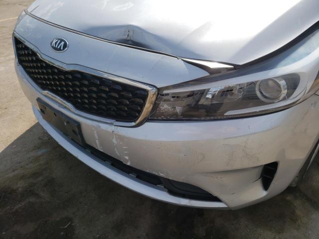 Photo 9 from auction – 2017 KIA FORTE LX with VIN 3KPFK4A75HE067011
