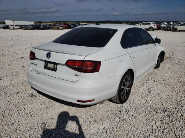 Photo 4 from auction – 2017 VOLKSWAGEN JETTA SE with VIN 3VWDB7AJ8HM308969