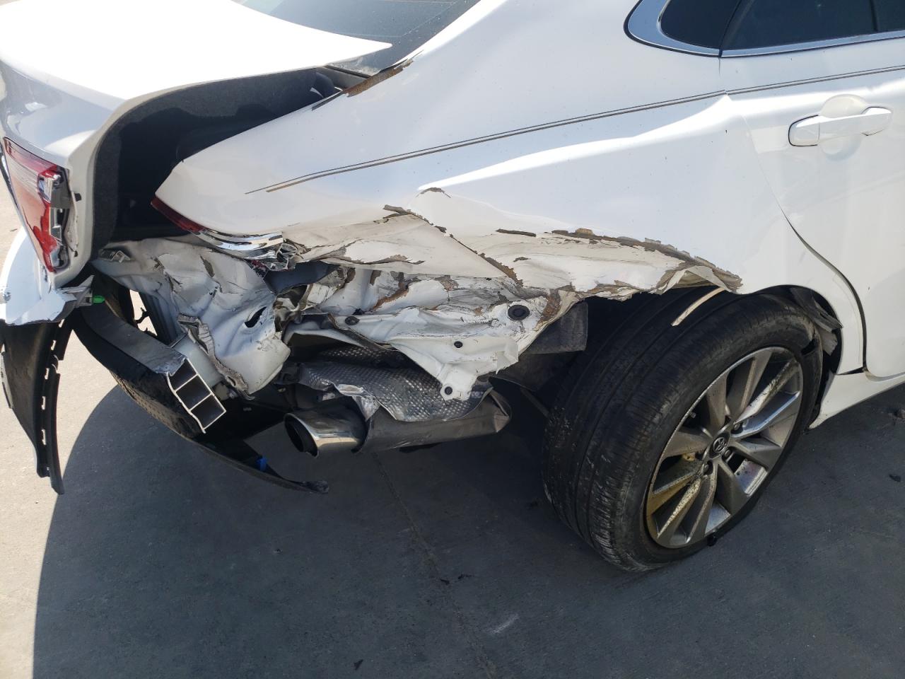 Photo 9 from auction – 2017 TOYOTA CAMRY LE with VIN 4T1BF1FK7HU280960
