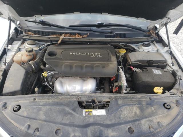 Photo 7 from auction – 2016 CHRYSLER 200 LIMITE with VIN 1C3CCCAB9GN166072