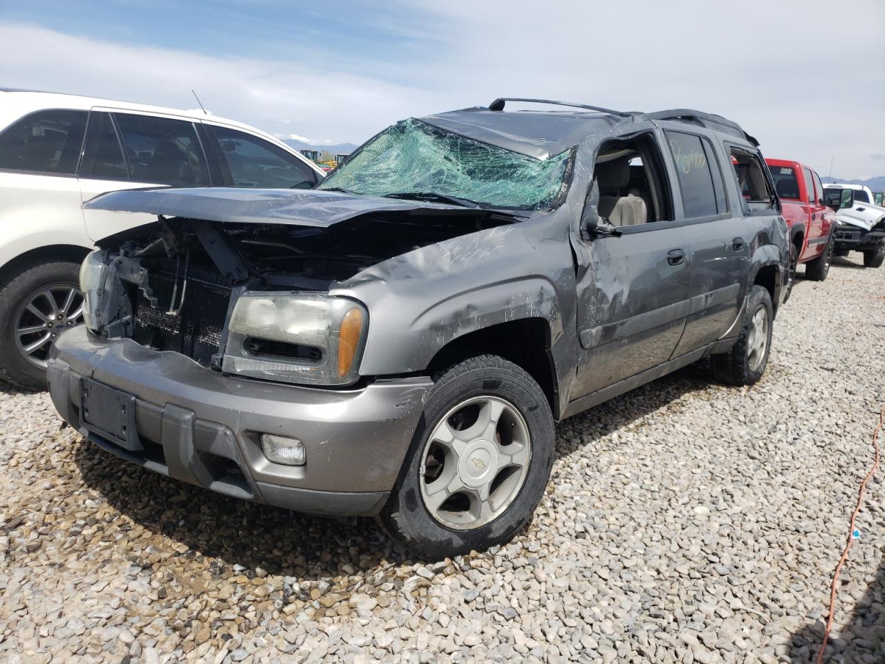 Photo 10 from auction – 2005 CHEVROLET TRAILBLAZE with VIN 1GNET16S656130582