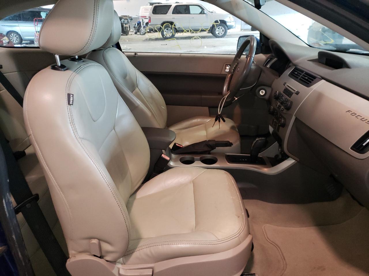 Photo 6 from auction – 2008 FORD FOCUS with VIN 1FAHP33N68W126160