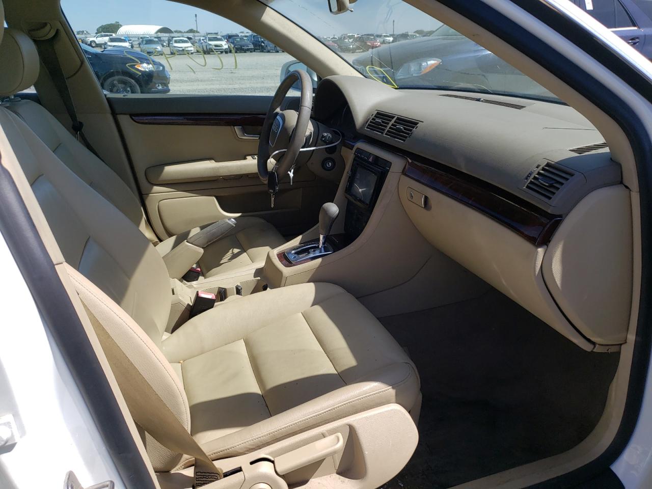 Photo 5 from auction – 2008 AUDI A4 2.0T with VIN WAUAF78E78A053034