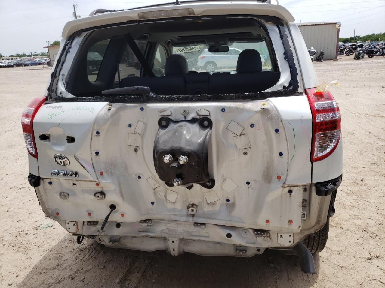 Photo 9 from auction – 2012 TOYOTA RAV4 LIMIT with VIN JTMYF4DV8CD033114