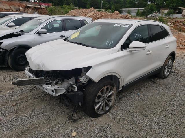 Photo 2 from auction – 2017 LINCOLN MKC SELECT with VIN 5LMCJ2C94HUL21066