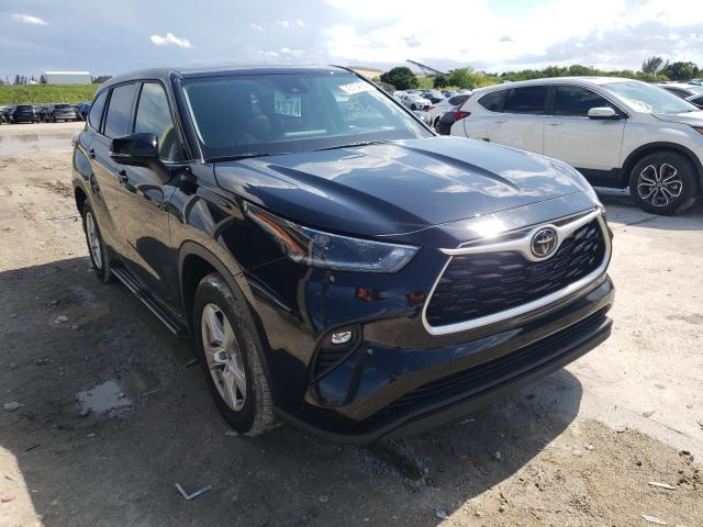 TOYOTA HIGHLANDER 2021 with VIN 5TDZZRAH9MS073778 - Photo from auction