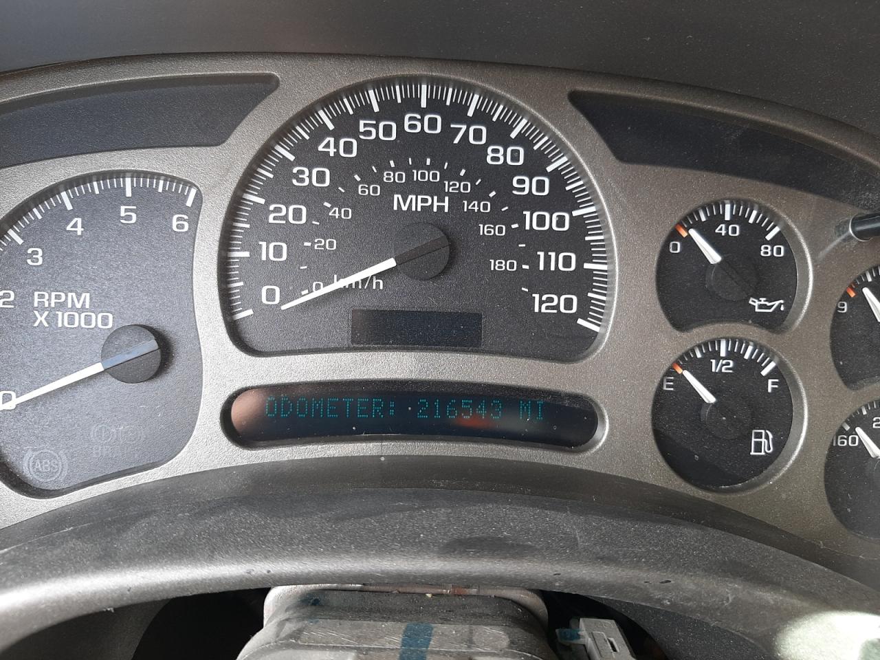 Photo 13 from auction – 2003 GMC YUKON DENA with VIN 1GKEK63U63J155446