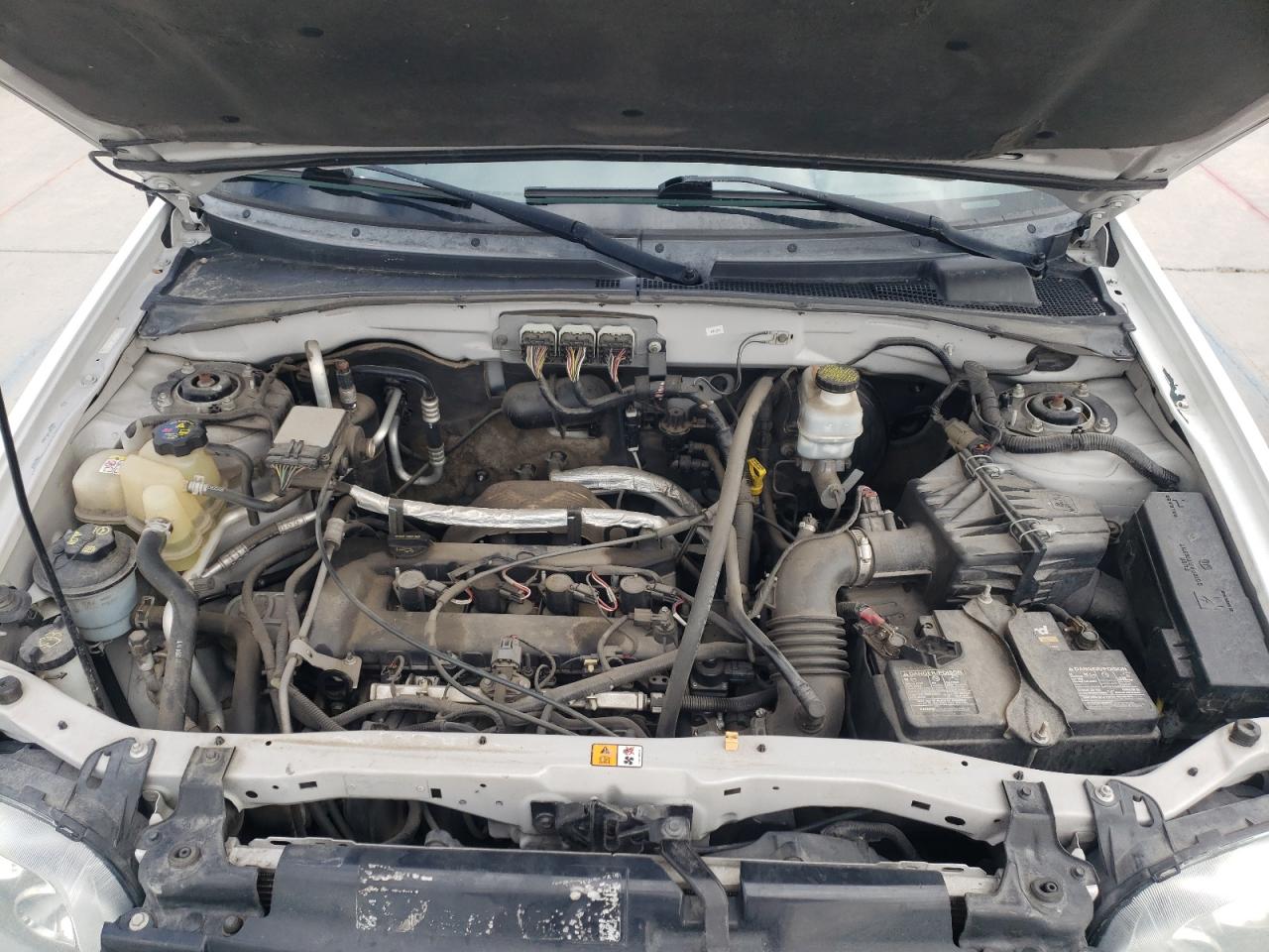 Photo 7 from auction – 2007 FORD ESCAPE XLS with VIN 1FMYU92Z57KA90196