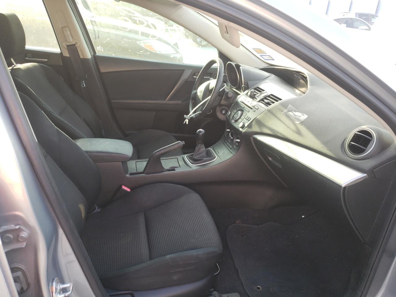 صورة رقم 5 من المزاد - 2012 MAZDA 3 I مع VIN JM1BL1UF6C1528063