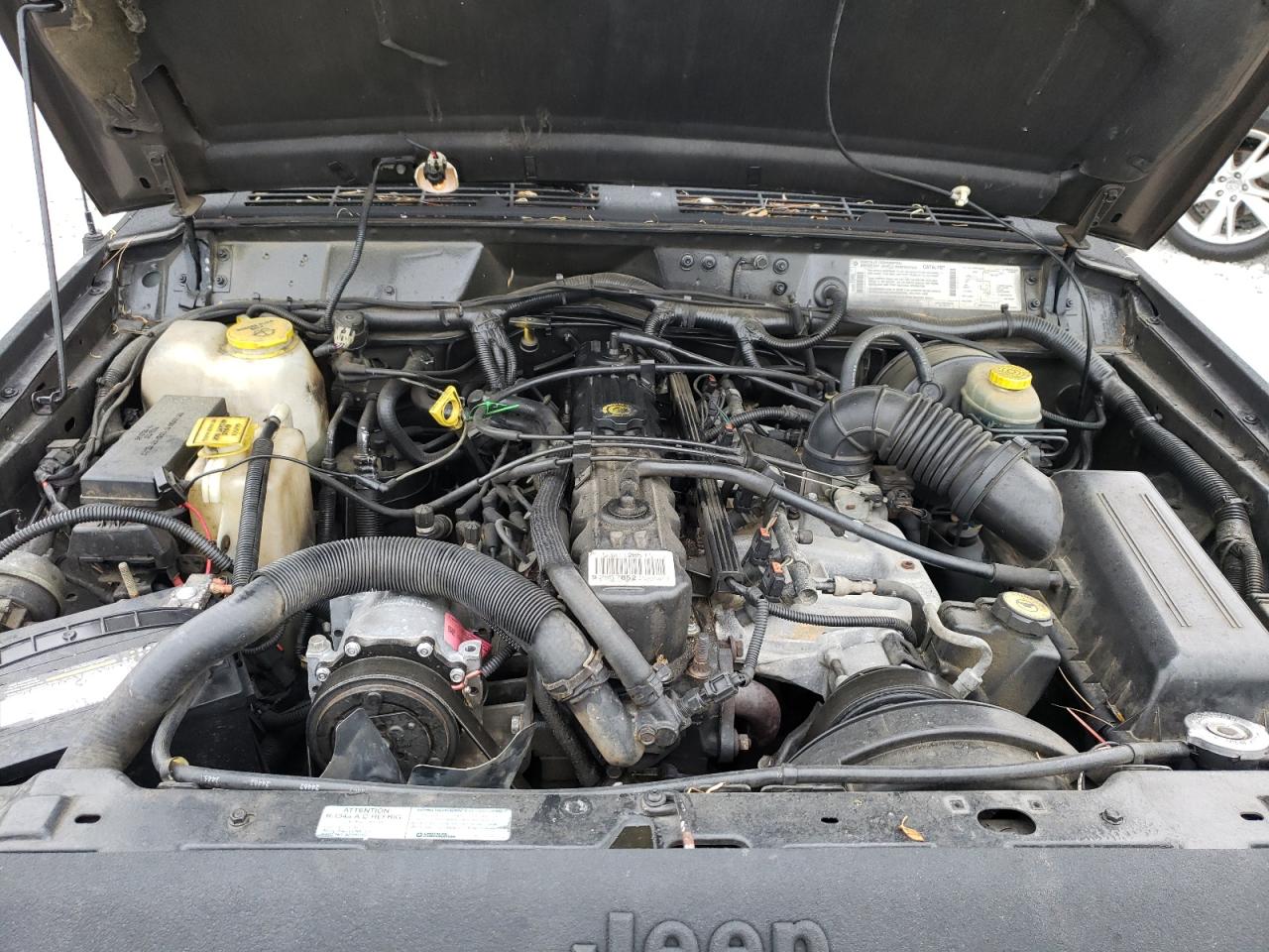 Photo 7 from auction – 1996 JEEP CHEROKEE C with VIN 1J4FJ78S2TL311447