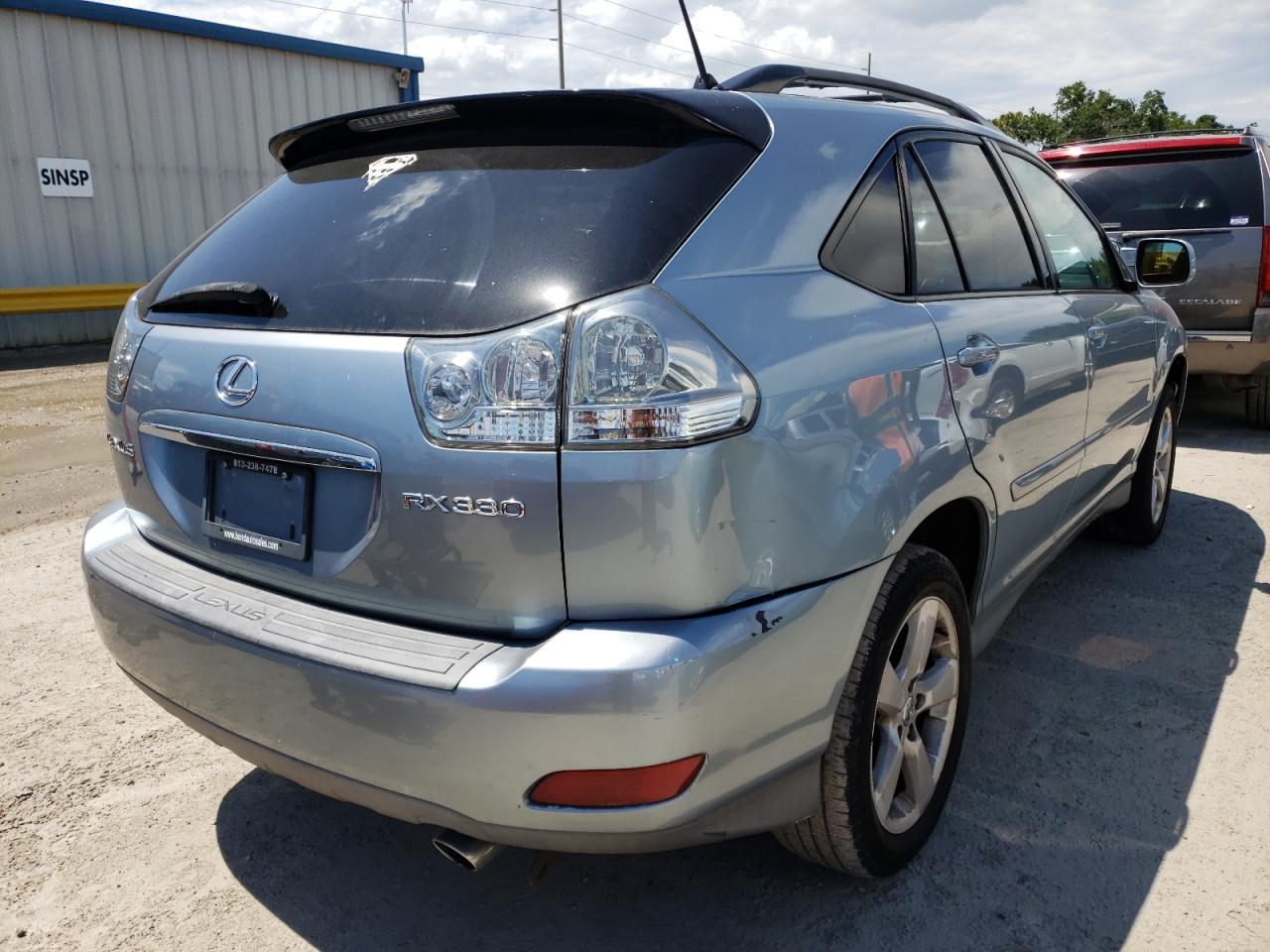 Photo 4 from auction – 2005 LEXUS RX 330 with VIN 2T2GA31U85C021928