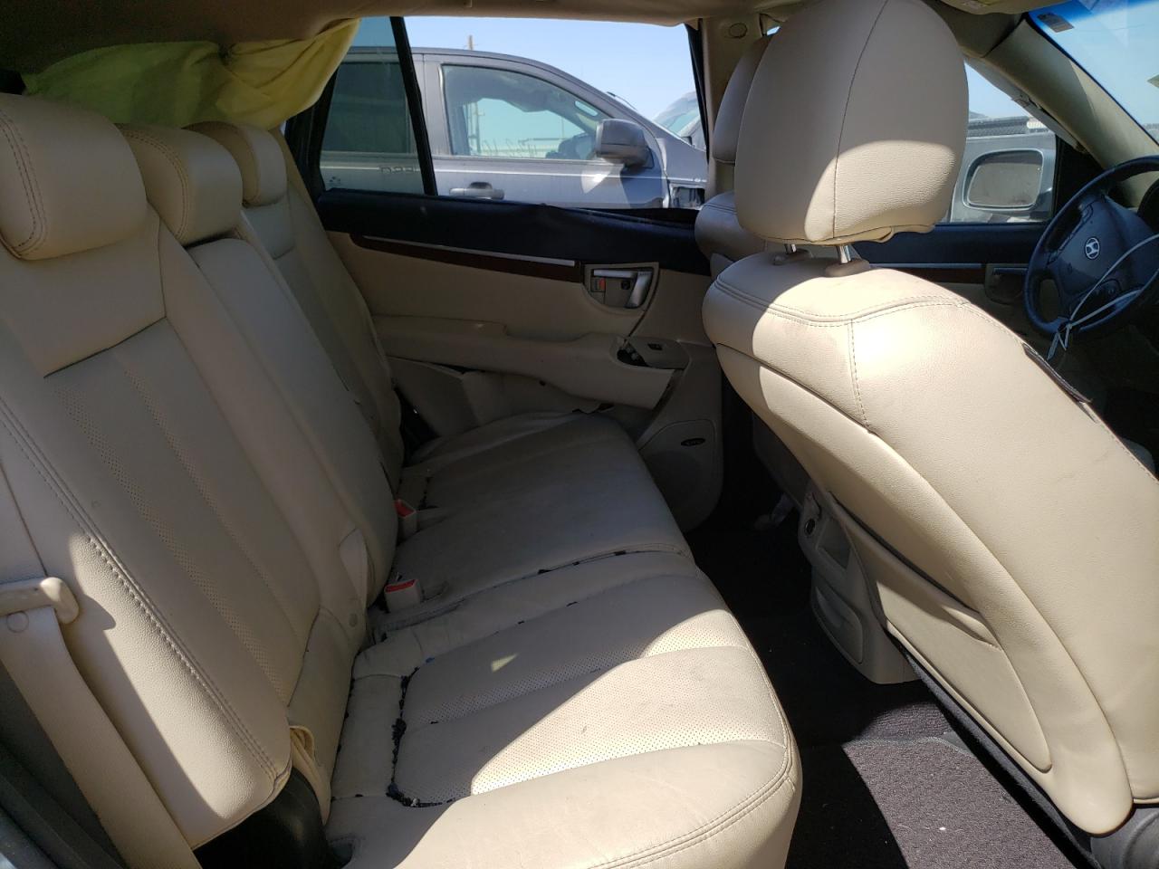 Photo 6 from auction – 2008 HYUNDAI SANTA FE S with VIN 5NMSH13E58H200060